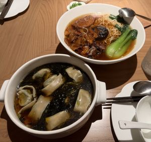   at Xiangchun Story (Jing'ansi Branch) - 香椿故事(静安寺店) in Shanghai