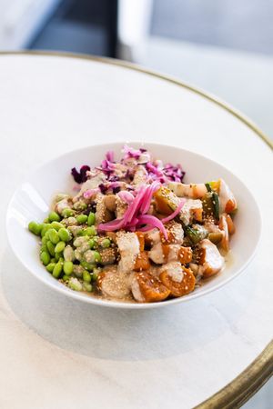 Build your own rice bowl or fresh salad at Harvest Hub Maastricht in Maastricht