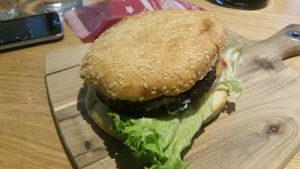 Veggie burger at Loving Hut - St. Hanshaugen in Oslo