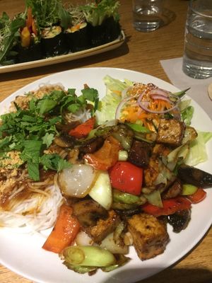 Happy Tofu at Loving Hut - St. Hanshaugen in Oslo