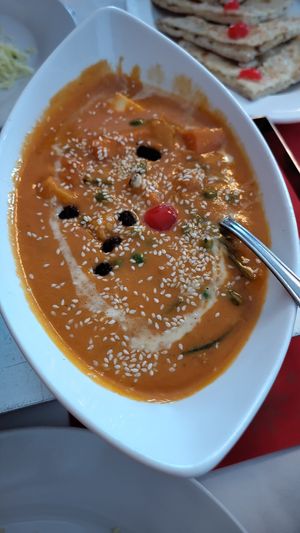 Vegetables with creamy sauce at King Masala in Wertingen