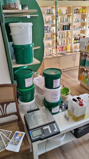 Unwrapped products at Natur Pur - Store & Bistro in Wertingen