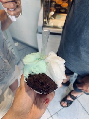   at Gelateria del Borgo  in Bellagio