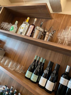 Bistro at John Silver Original Bistroffee in Marseille