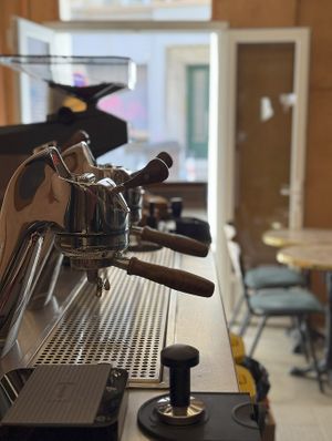 Barista at John Silver Original Bistroffee in Marseille