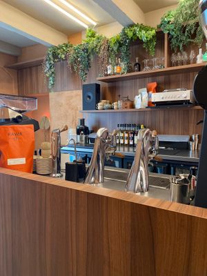 Barista at John Silver Original Bistroffee in Marseille