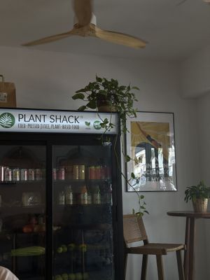 they also have this cute fridge with fruits, juice and sandwiches  at PLANT SHACK    in Mallorca