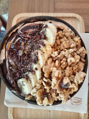 Snickers (refuel) at PLANT SHACK    in Mallorca