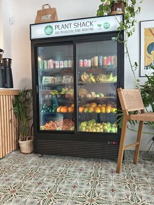 GRAB-N-GO at PLANT SHACK    in Mallorca