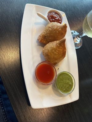 Somosa  at Kantipur in Busan