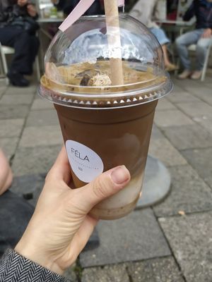 Roasted Almond Hojicha at FÉLA in Munich