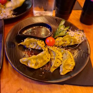 Gyozas vegans 🥟 at Susanoo Ramen in Toulouse
