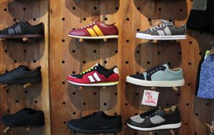 vegan sneakers at avesu - Hamburg in Hamburg