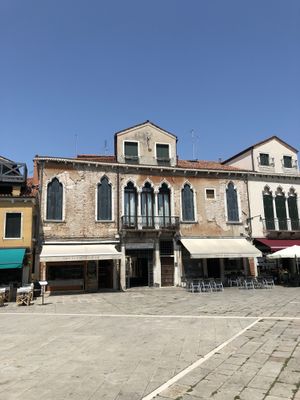 Outside  at Orient Experience II in Venice