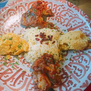 Arroz blanco, pasta de lentejas y berenjenas con tomate. at Orient Experience II in Venice