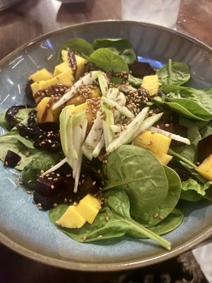 Mango beet spinach salad   at Mikoh in Bucerias