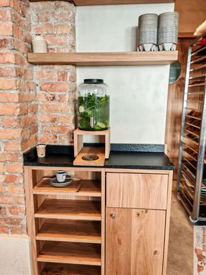 Free Water fountain at Land & Monkeys - Père Lachaise   in Paris