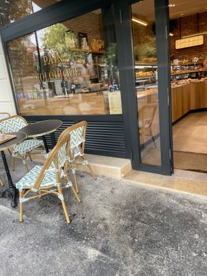  at Land & Monkeys - Père Lachaise   in Paris