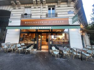  at Land & Monkeys - Père Lachaise   in Paris