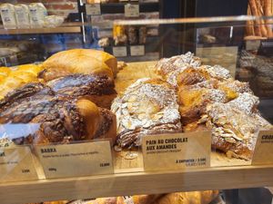  at Land & Monkeys - Père Lachaise   in Paris