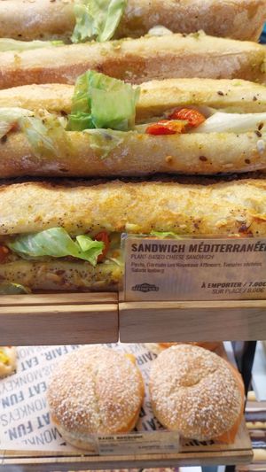  at Land & Monkeys - Père Lachaise   in Paris