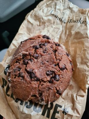  at Land & Monkeys - Père Lachaise   in Paris