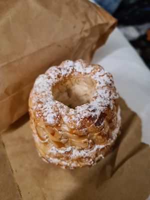  at Land & Monkeys - Père Lachaise   in Paris