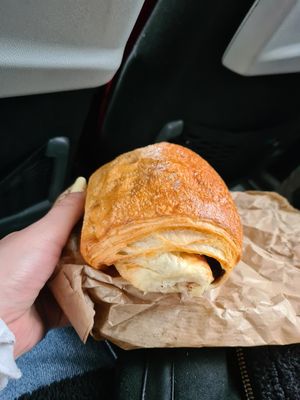  at Land & Monkeys - Père Lachaise   in Paris