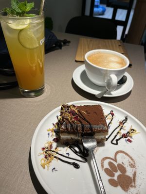 Tiramisu, lemonade and oatmilk cappuccino    at Katzentempel Berlin Mitte in Berlin