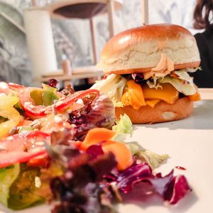 Cheezeburger at Katzentempel Berlin Mitte in Berlin