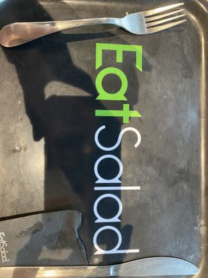 Branding   at Eat Salad in Pau