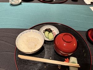 Presentation of the soup  at Kanga-An in Kyoto