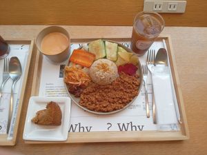Vegan lunch set. at Why＿？松本カフェ in Matsumoto