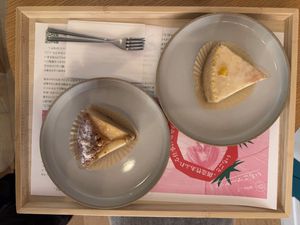 Vegan apple and vegan cheese cakes  at Why＿？松本カフェ in Matsumoto