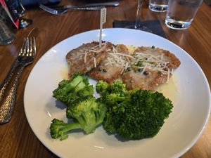 Vegan Chicken and Broccoli at Bar Ellis in Noblesville