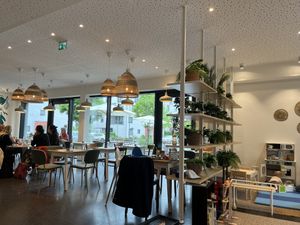 Cafe with indoor playground for children  at Lilly's Deli in Munich