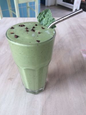 Kale peanut butter smoothie at Buddha's Garden in San Juan Del Sur