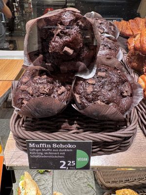 Vegan chocolate muffins .  at Junge Die Bäckerei  in Greifswald