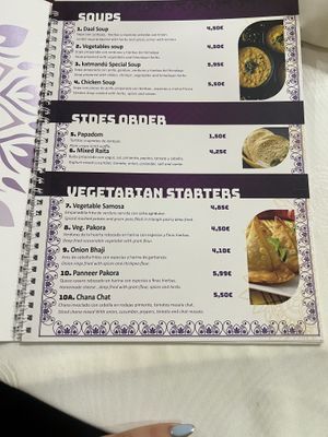 Entrantes veganos  at Kathmandu House in Elche