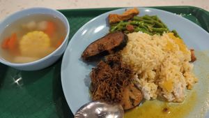 Different varieties of dishes at Eight Immortals Vegetarian 八仙素食园 - Admiralty Place in North Singapore