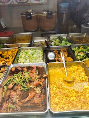 Variety of dishes at Eight Immortals Vegetarian 八仙素食园 - Toa Payoh in Central Singapore