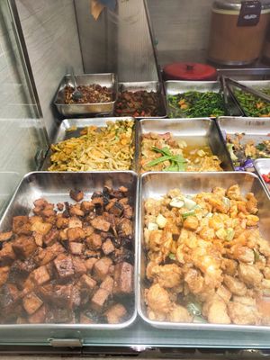 Variety of dishes at Eight Immortals Vegetarian 八仙素食园 - Toa Payoh in Central Singapore