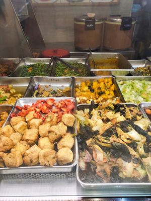 Variety of dishes at Eight Immortals Vegetarian 八仙素食园 - Toa Payoh in Central Singapore