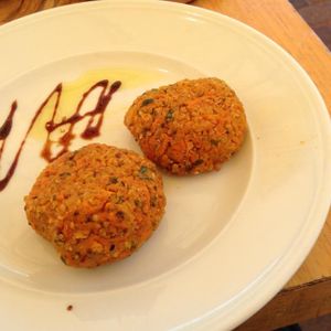 Vegan Breakfast part 2 - quinoa-yam patties at Cafe Louise - Rothschild in Tel Aviv