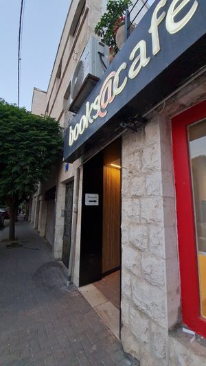  at Books@cafe in Amman