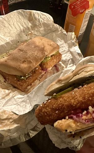 Sándwiches enormes   at Tofun in Nunoa