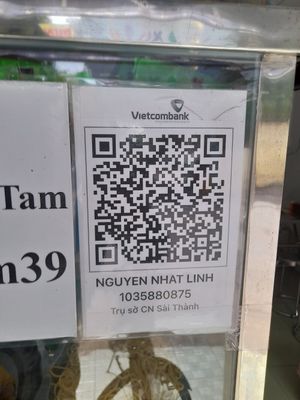 Payment by cash or bank transfer at Bánh mì chay Khai Tâm in Ho Chi Minh City