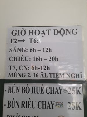 Opening times at Bánh mì chay Khai Tâm in Ho Chi Minh City