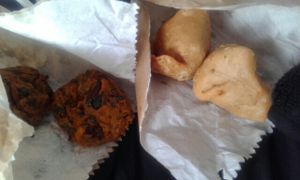 pakoras and samosas at Food O'Clock Cafe in Bendigo