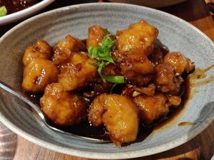 Firecracker cauliflower at Burma Superstar in San Francisco